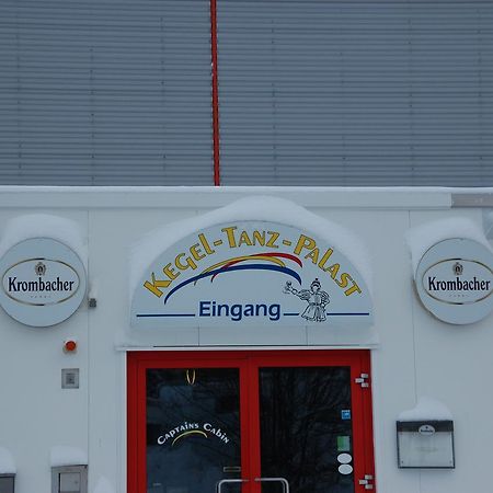 ホテル Kegel Tanz Palast ヴィンターベルク エクステリア 写真